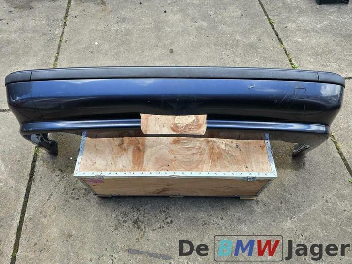 Achterbumper grijs BMW 5-serie E39 sedan 51129069178, Auto-onderdelen, Carrosserie en Plaatwerk, Bumper, BMW, Achter, Gebruikt