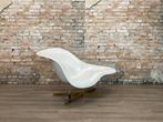 Vitra La Chaise bij TheReSales, Ophalen of Verzenden, Zo goed als nieuw, Metaal, 75 tot 100 cm
