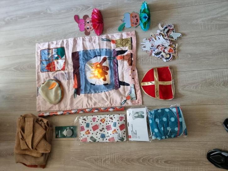 Diverse Sinterklaas spullen., Hobby en Vrije tijd, Feestartikelen, Zo goed als nieuw, Versiering, Ophalen of Verzenden