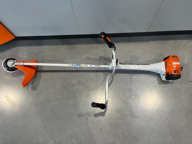 Stihl FS 311 bosmaaier AutoCut 46-2 DEMO, Tuin en Terras, Bosmaaiers, Zo goed als nieuw, Benzine, 10 tot 30 cm, Ophalen of Verzenden
