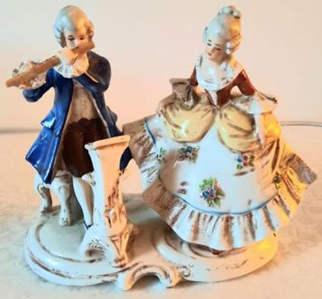 Porseleinen beeldje,gemerkt met GERMANY beschikbaar voor biedingen