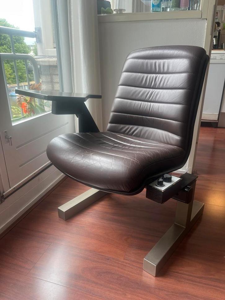 lederen/leren stoel bruin, Huis en Inrichting, Fauteuils, Zo goed als nieuw, Leer, 50 tot 75 cm, 75 tot 100 cm, Ophalen