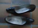 GRATIS VERZENDEN ZWARTE LEREN PETER KAISER PUMPS 37,5, Peter Kaiser 37 5, Schoenen met lage hakken, Verzenden, Zwart