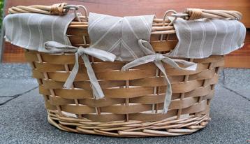 Rieten mand beschikbaar voor biedingen