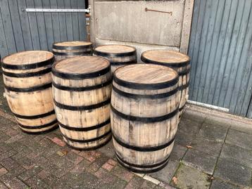 Eiken houten regenton whiskyvat 200 liter zwarte band beschikbaar voor biedingen