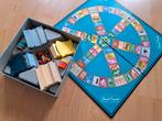 Trivial Pursuit Familie Editie Bordspel, Hobby en Vrije tijd, Gezelschapsspellen | Bordspellen, Drie of vier spelers, Ophalen