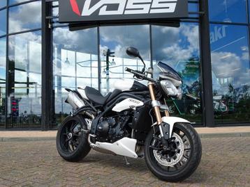 Triumph SPEED TRIPLE 1050 (bj 2013) beschikbaar voor biedingen