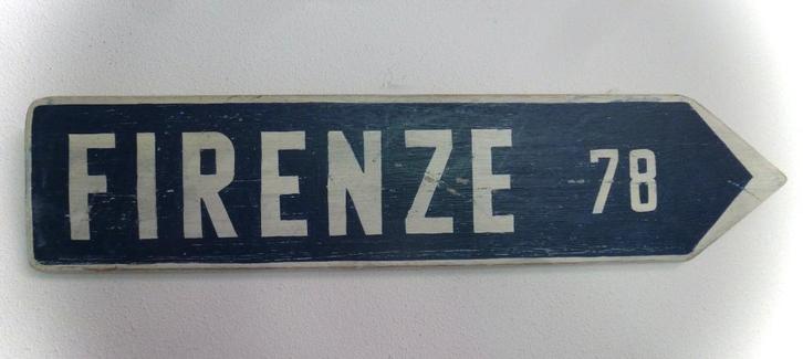 Italiaans verkeersbord / hout / route bord / Firenze, Huis en Inrichting, Woonaccessoires | Wanddecoraties, Zo goed als nieuw