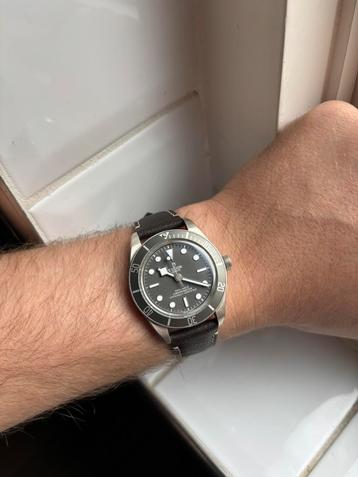 Tudor blackbay 58 925 79010s beschikbaar voor biedingen