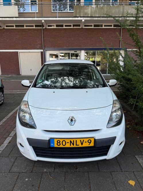 Renault Clio 1.2 16V 55KW 5-DRS E4 2010 Wit, Auto's, Renault, Particulier, Clio, Benzine, C, Hatchback, Handgeschakeld, Origineel Nederlands