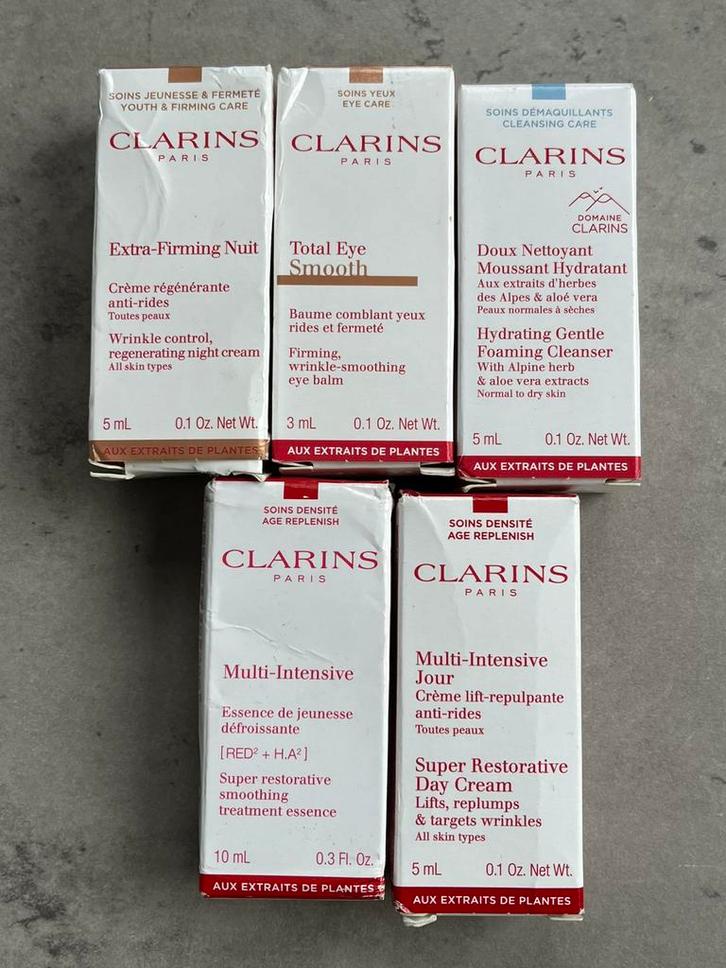 Clarins mini - 5 verschillende soorten, Sieraden, Tassen en Uiterlijk, Uiterlijk | Gezichtsverzorging, Nieuw, Verzorging, Ophalen of Verzenden