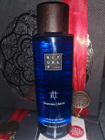 Rituals of Samurai Bamboo en Wakame Blauw Bath Foam beschikbaar voor biedingen
