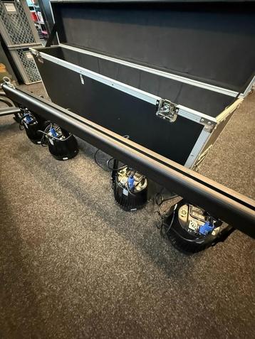 4x CLF Dynamic White Par op 4-bar beschikbaar voor biedingen