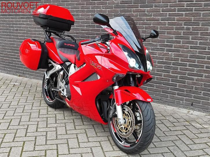 HONDA VFR 800 FI VTEC VFR800, Motoren, Motoren | Honda, Bedrijf, Sport, meer dan 35 kW, 4 cilinders, Motorrijbewijs A