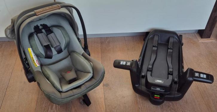Nuna Pipa Next incl Pipa Next base (isofix), Kinderen en Baby's, Autostoeltjes, Gebruikt, Overige merken, 0 t/m 13 kg, Isofix