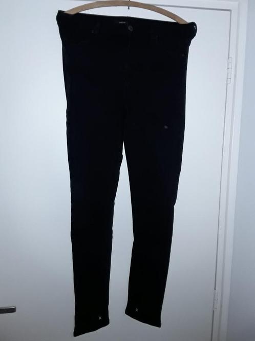 Scotch & Soda Zwarte Jeans Spijkerbroek Maat 28/32, Kleding | Dames, Spijkerbroeken en Jeans, Zo goed als nieuw, W28 - W29 (confectie 36)