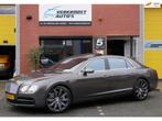 Bentley Flying Spur 4.0 V8. zeer compleet dealer onderhouden, Auto's, Bentley, Automaat, Euro 5, Gebruikt, Leder