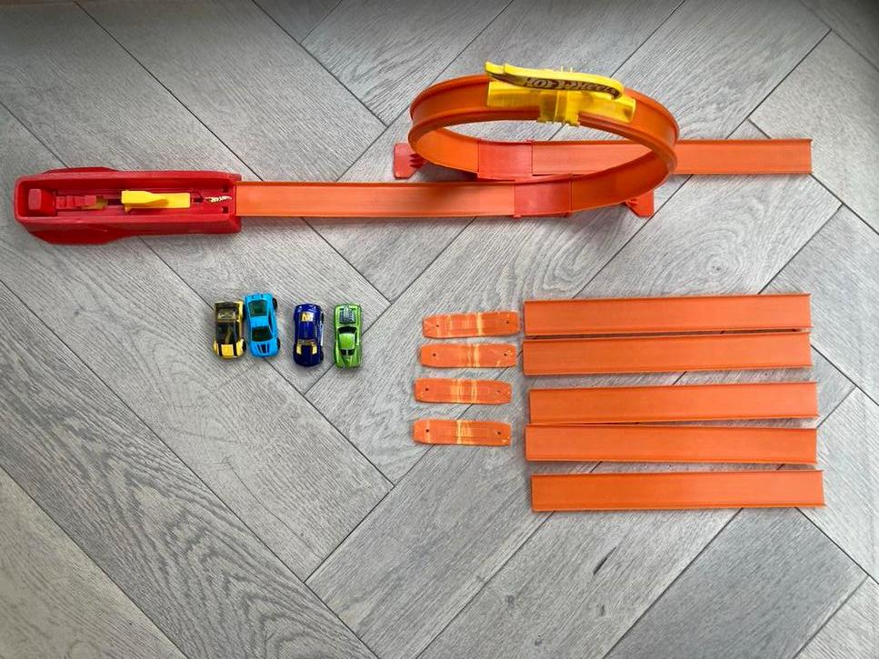 Hot Wheels Racebaan met Looping, Kinderen en Baby's, Speelgoed | Racebanen, Ophalen of Verzenden, Hot Wheels, Handmatig, Met looping
