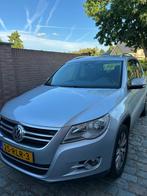 Volkswagen Tiguan 1.4 TSI 90KW BMT 2011 Grijs, Auto's, Voorwielaandrijving, 74 €/maand, Zwart, 4 cilinders