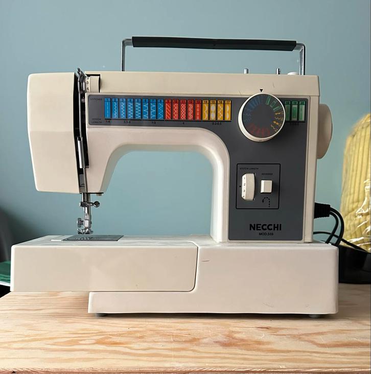 Naaimachine necchi 559 - Perfect voor beginners!, Hobby en Vrije tijd, Naaimachines en Toebehoren, Gebruikt, Naaimachine, Overige merken