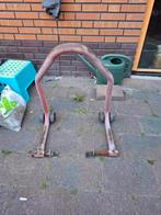 Pedok steun motor, Ophalen
