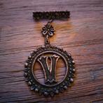 Speld, Nederlands Militaria letter V, Verzamelen, Ophalen