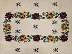 Vintage handmade  wol Smyrna tapijt floral roses 115x168cm, Smyrna vintage Retro romance hype, 100 tot 150 cm, Crème, Ophalen of Verzenden
