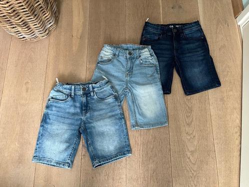 Drie mooie korte spijkerbroeken jeans maat 134, Kinderen en Baby's, Kinderkleding | Maat 134, Zo goed als nieuw, Jongen, Broek