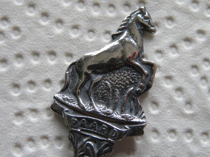 Verzilverd Dierenbescherming Lepeltje Paard, Verzamelen, Porselein, Kristal en Bestek, Zo goed als nieuw, Verzilverd, Verzenden