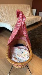 Rieten poppenwieg met hemeltje en dekbedje, Ophalen, Gebruikt, Babypop