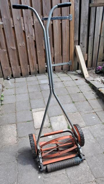 Grasmaaier  beschikbaar voor biedingen