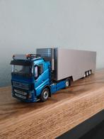 Volvo FH 4 met platdak koeloplegger, Hobby en Vrije tijd, Modelauto's | 1:50, Ophalen of Verzenden, Zo goed als nieuw, Bus of Vrachtwagen