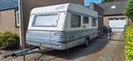 Fendt  Karaat 470 Tf, Caravans en Kamperen, Caravans, Particulier, Tot en met 4, Rondzit, Koelkast