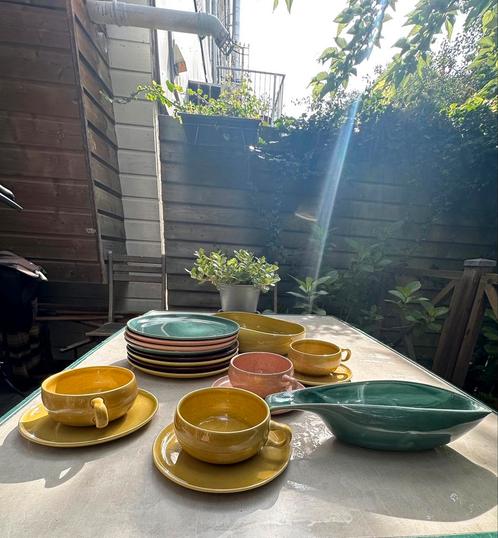 Russel Wright 18 delig keramisch servies, Antiek en Kunst, Antiek | Keramiek en Aardewerk, Ophalen