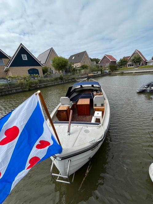 Polar 22, volvo diesel, zonnebed, nieuwe kap en kussens, Watersport en Boten, Sloepen, Gebruikt, 10 tot 30 pk, 6 meter of meer