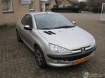 Peugeot 206 CC 1.6-16V (bj 2002), Auto diversen, Schadeauto's, Zilver of Grijs, Benzine, 1587 cc, Cabriolet