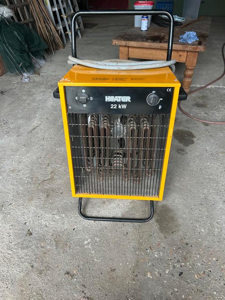 Heater 22kW - Krachtige Verwarming, Doe-het-zelf en Verbouw, Verwarming en Radiatoren, Zo goed als nieuw, Kachel, 800 watt of meer