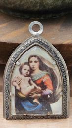 Maria hanger, Verzamelen, Religie, Ophalen of Verzenden, Zo goed als nieuw, Sieraad