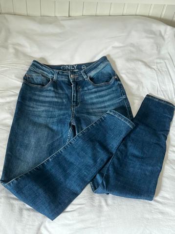 Als nieuw Only slim fit maat 28 beschikbaar voor biedingen