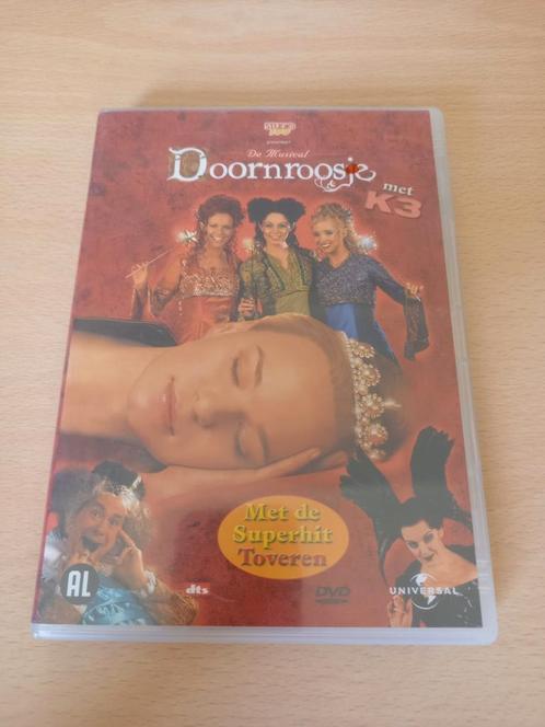 Doornroosje studio 100 met K3. Lichte gebruiksporen, Cd's en Dvd's, Dvd's | Kinderen en Jeugd, Gebruikt, Film, Overige genres