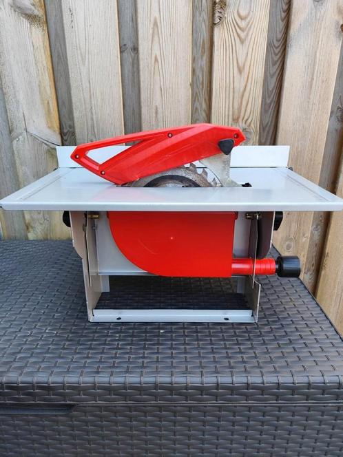 Einhell tafelzaag TCTS820 800W, Doe-het-zelf en Verbouw, Gereedschap | Zaagmachines, Zo goed als nieuw, Cirkelzaag, 1200 watt of meer