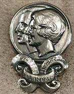 Koninklijk Huwelijk Beatrix & Claus 1966 Speld, Verzamelen, Koninklijk Huis en Royalty, Ophalen of Verzenden, Gebruikt, Nederland