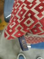 Te koop 3 Claudi kussens rood/taupe, Ophalen of Verzenden, Rood, Vierkant