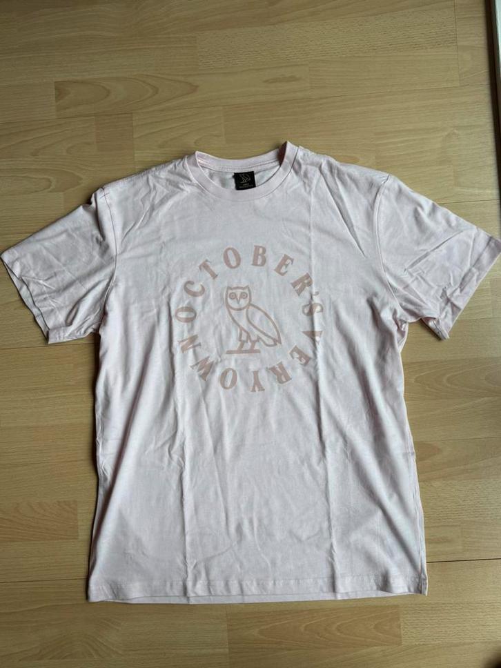October’s Very Own t-shirt | L, Kleding | Heren, T-shirts, Zo goed als nieuw, Maat 52/54 (L), Roze, Ophalen of Verzenden