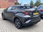 Toyota C-HR 1.8 Hybrid Style Navigatie Camera Leer Two Tone, Auto's, Toyota, 4 cilinders, 122 pk, Bedrijf, Hybride Elektrisch/Benzine