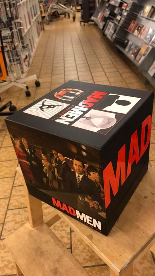 Madman seizoen 1-4 dvd, Motoren, Accessoires | Stickers, Ophalen of Verzenden