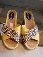 Comfort gele slippers NIEUW maat 40, Slippers, Geel, Nieuw, Ophalen of Verzenden