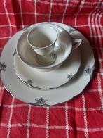 Heel Chique  ontbijt set van Royal Ivory, Huis en Inrichting, Keuken | Servies, Ophalen of Verzenden, Overige stijlen, Kop(pen) en/of Schotel(s)