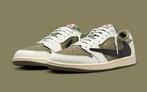 Travis scott medium olive gezocht!! Maat 42,5, Kleding | Heren, Ophalen of Verzenden, Zo goed als nieuw, Overige kleuren