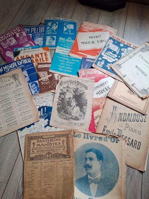 Oude originele Franse bladmuziek +/-38 stuks, Antiek en Kunst, Kunst | Overige Kunst, Ophalen of Verzenden